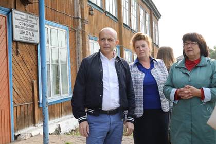 Законодательное Собрание рассмотрит вопрос о выделении средств на капитальный ремонт школы в Усть-Уде